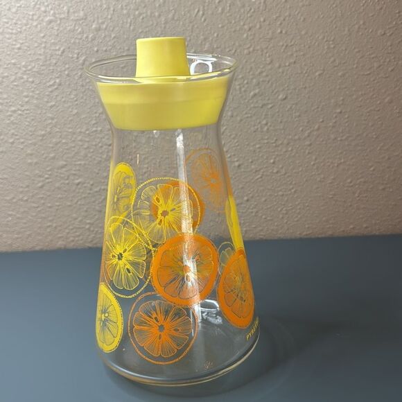 PYREX Vintage MCM Glass Juice Decanter Citrus Design - Picture 5 of 12